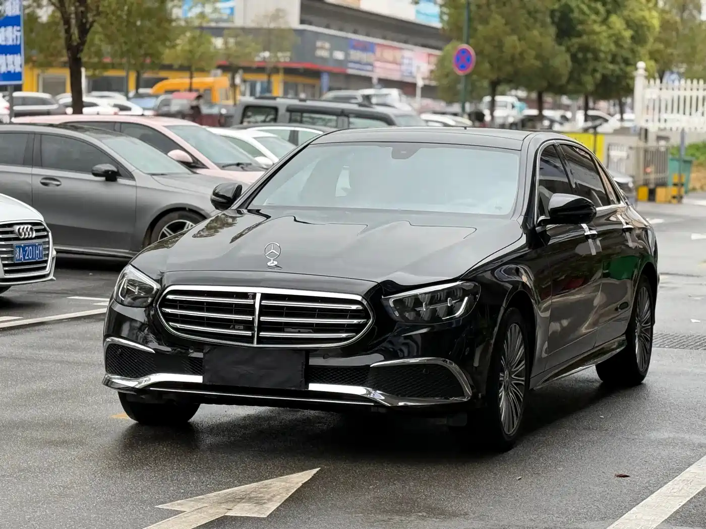  E CLASS
