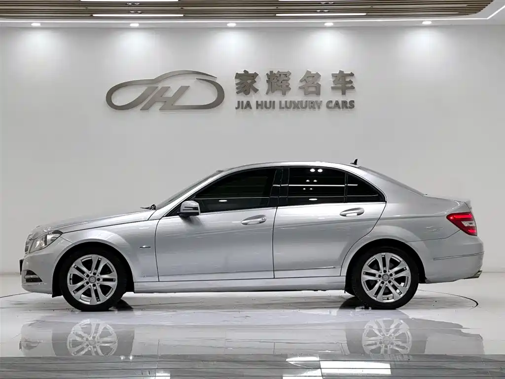 Mercedes-Benz C-Class 2011 C 200 CGI Fashion фото 4