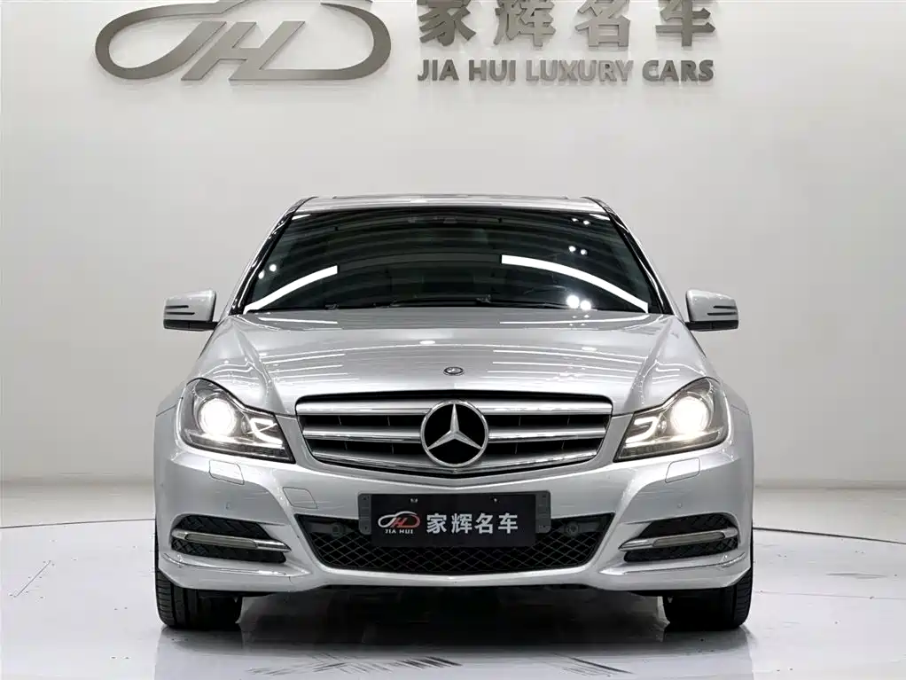 Mercedes-Benz C-Class 2011 C 200 CGI Fashion фото 2