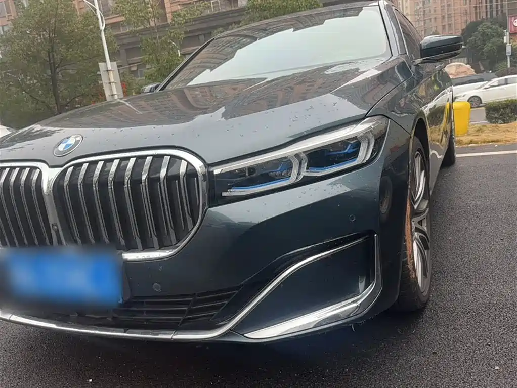 BMW 7 Series 2019 Facelift 740Li xDrive Executive Luxury Package фото 3