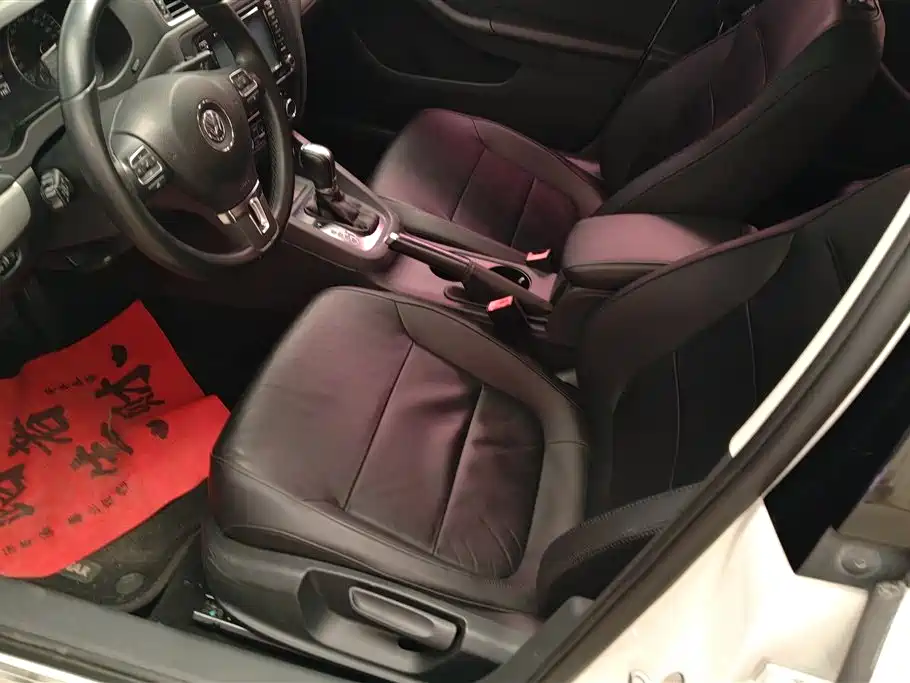 Volkswagen Sagitar 2014 1.4TSI Automatic Luxury фото 9