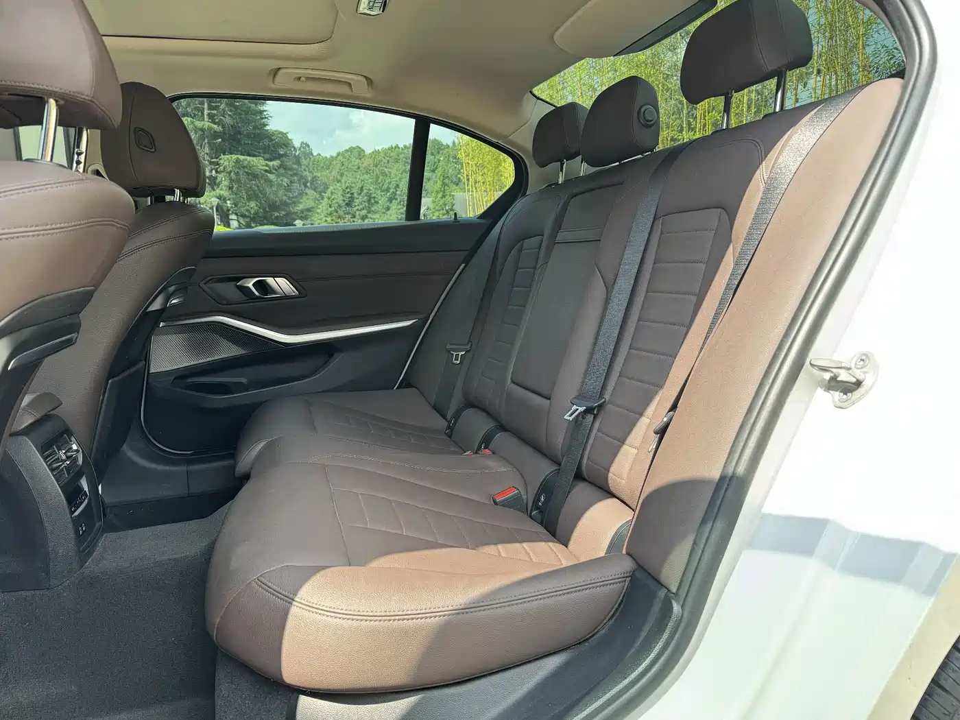 BMW 3 Series 2021 320Li M Sport Package фото 16