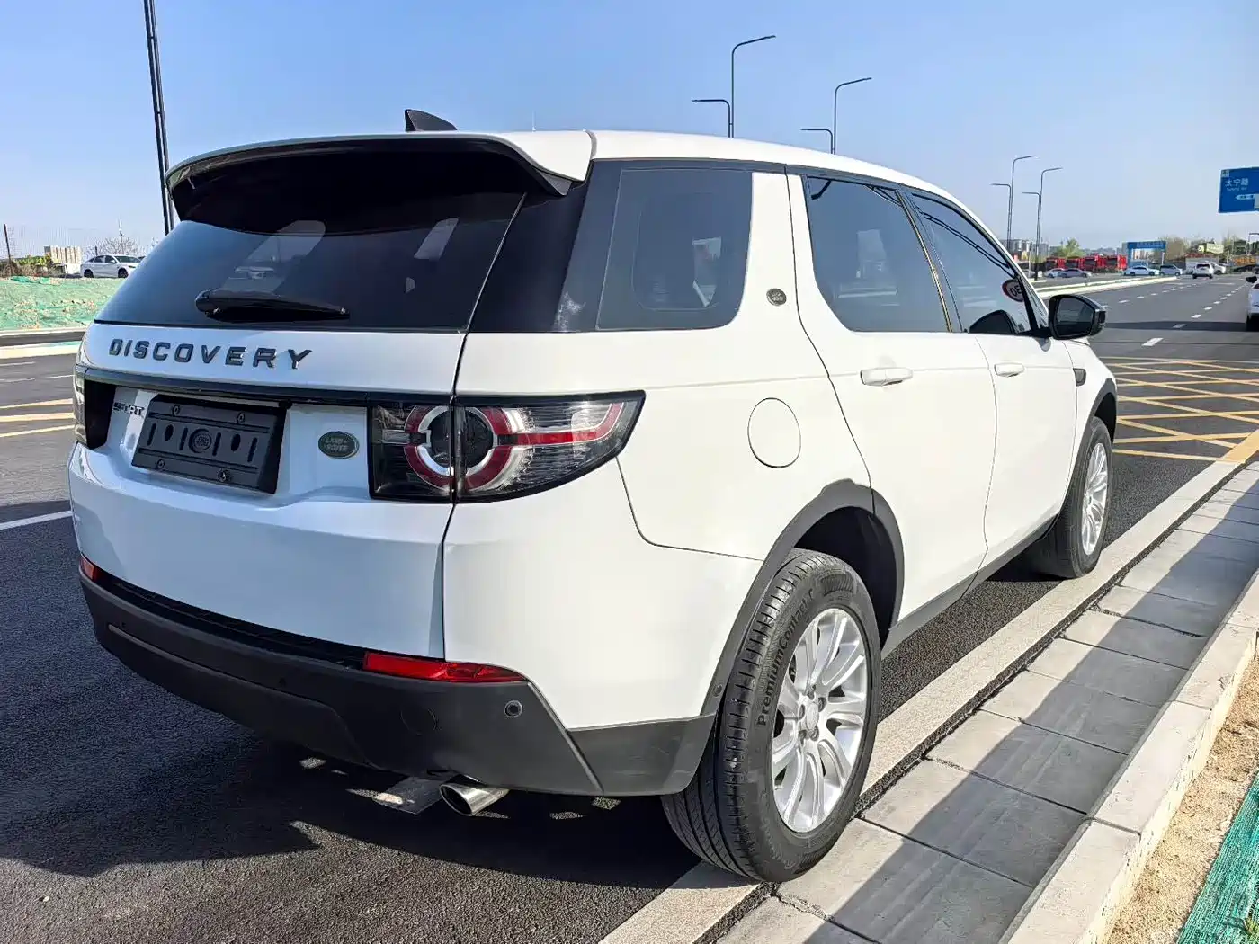 Land Rover Discovery Sport 2018 240PS PURE Edition фото 7