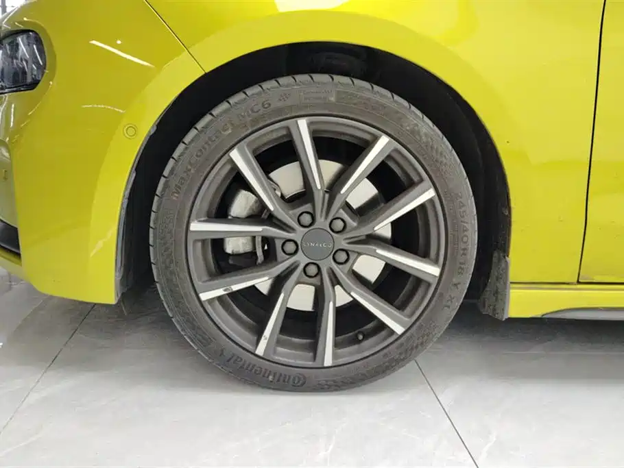 Lynk & Co 03 2022 03+ 2.0TD Auto Wind Rider Edition фото 6