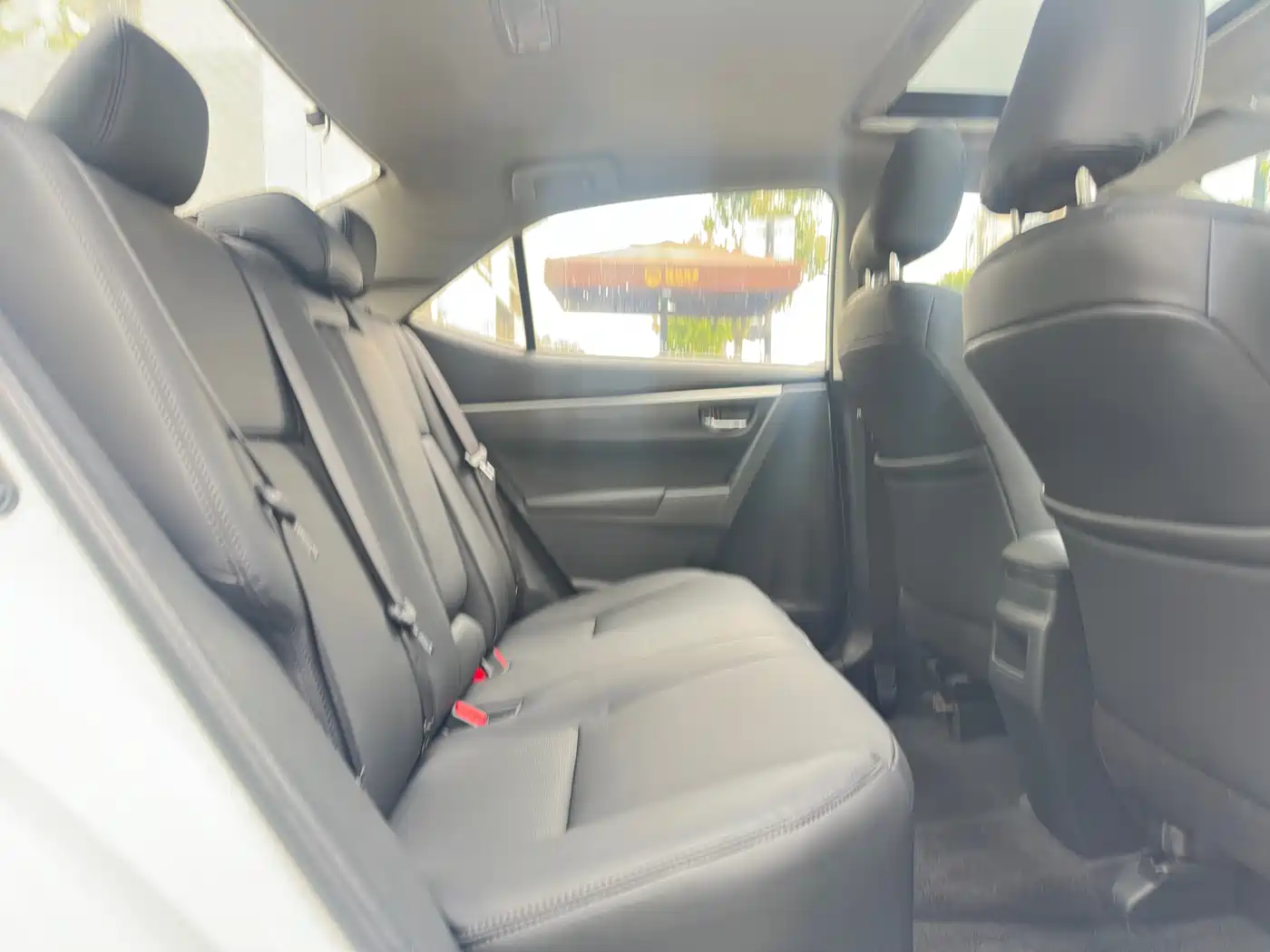 Toyota Corolla 2017 Facelift 1.2T S-CVT GL-i фото 11
