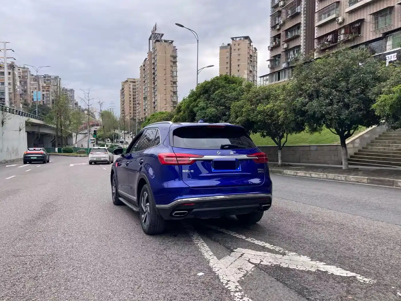 Hongqi HS5 2022 Facelift 2.0T Smart Flag Enjoyment Edition фото 7