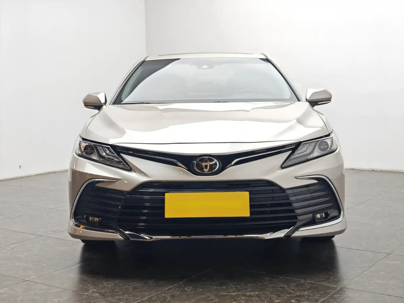 Toyota Camry 2023 2.0G Luxury Edition фото 5
