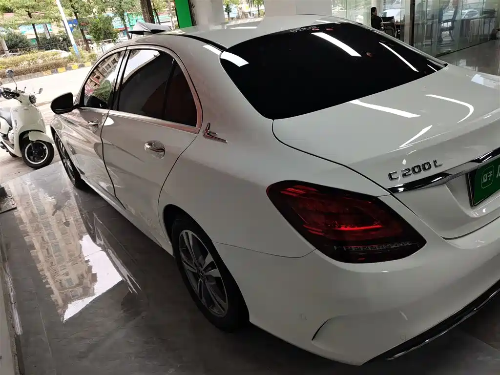 Mercedes-Benz C-Class 2020 Facelift C 200 L Fashion Sport Version фото 23
