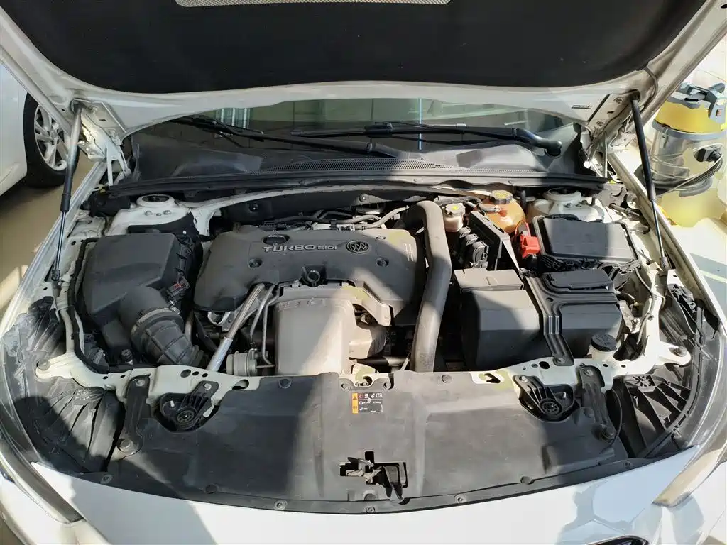 Buick Regal 2017 28T Premium Type фото 20