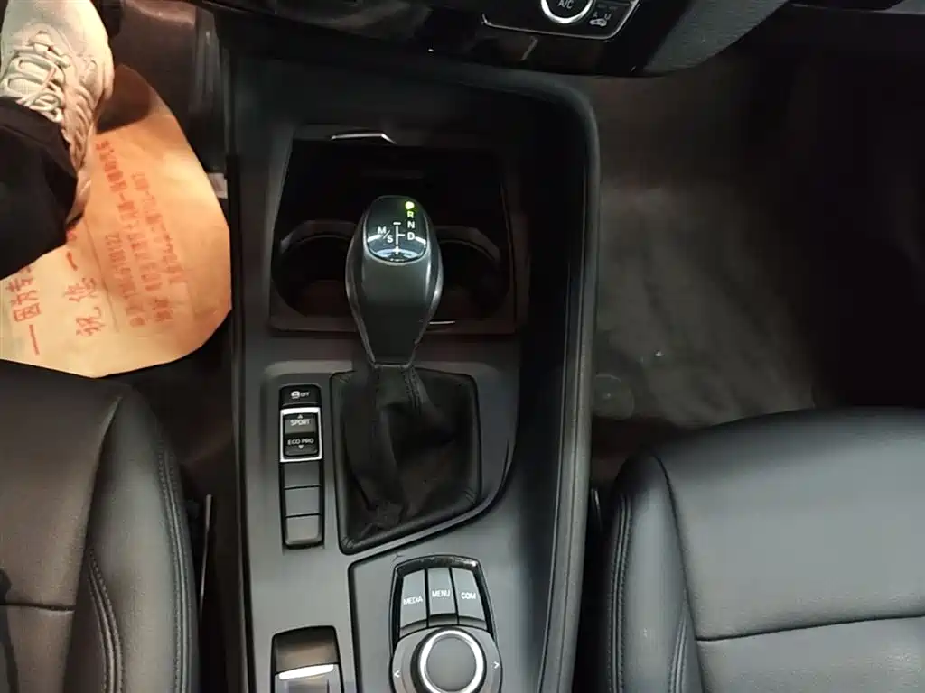 BMW X1 2019 sDrive20Li Leading Model фото 14
