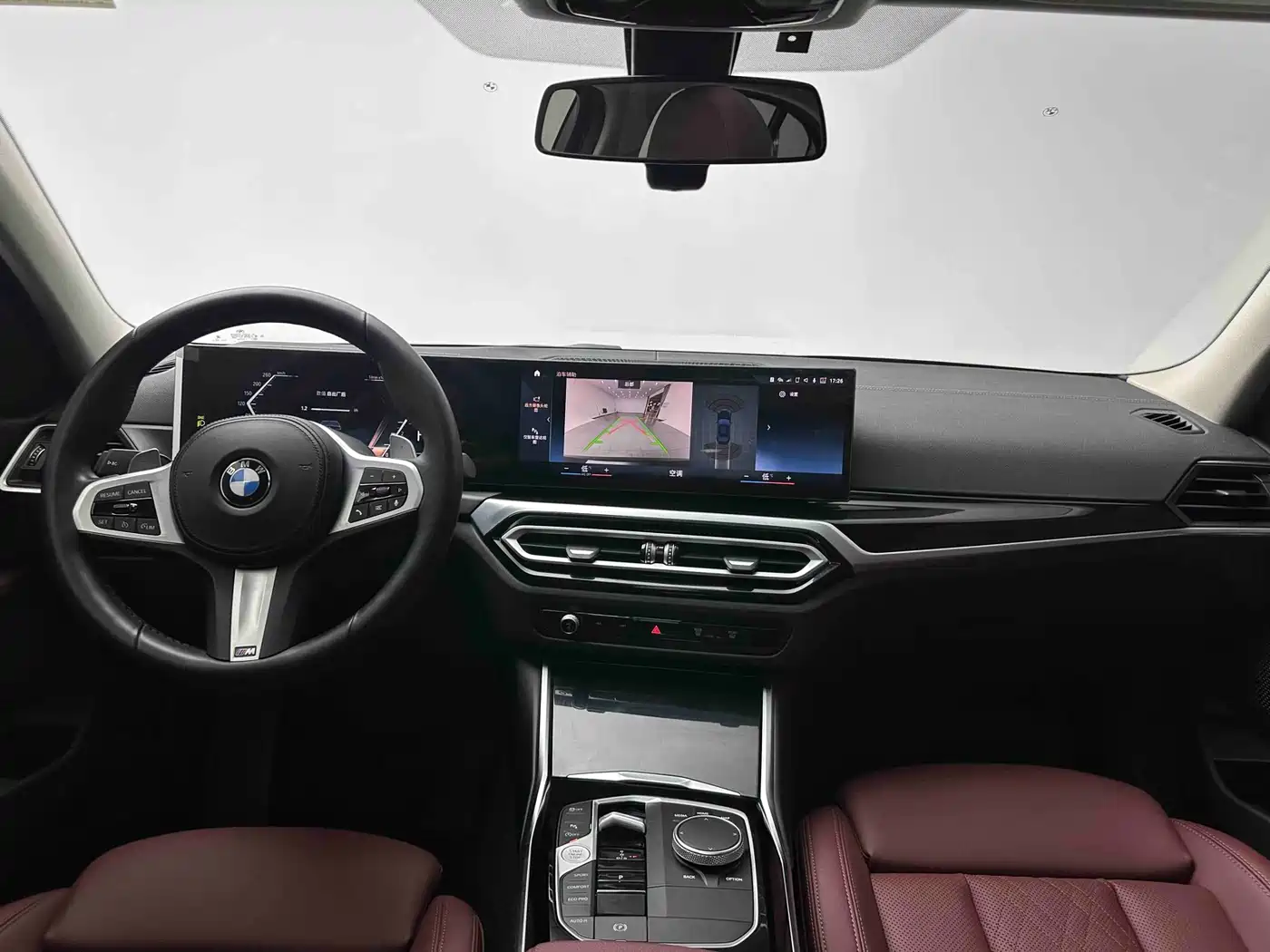 BMW 3 Series 2023 320Li M Sport Package фото 13