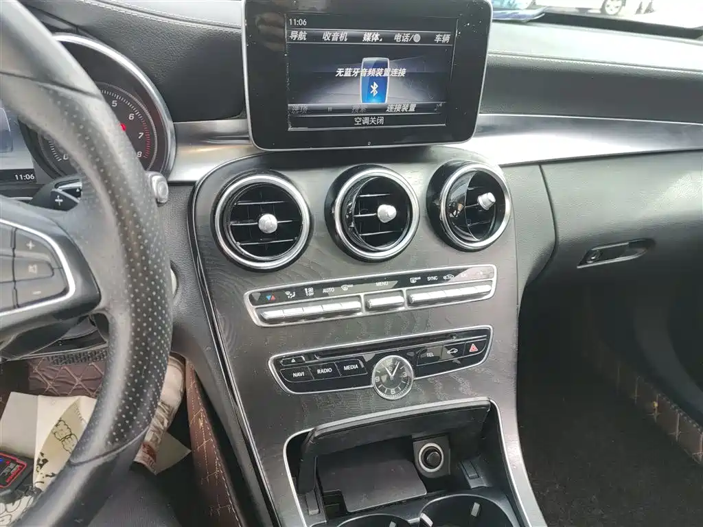 Mercedes-Benz C-Class 2017 Facelift C 200 L Sport Edition фото 6