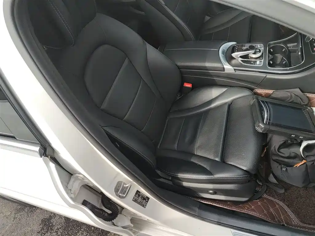 Mercedes-Benz C-Class 2017 Facelift C 200 L Sport Edition фото 19