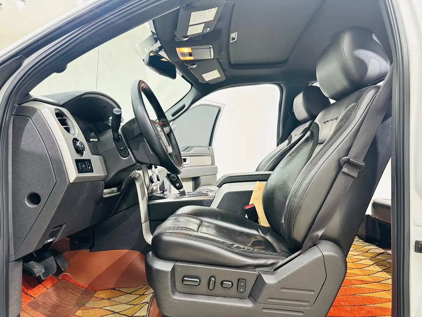 Ford F-150 Raptor 2014 6.2L US Version фото 8