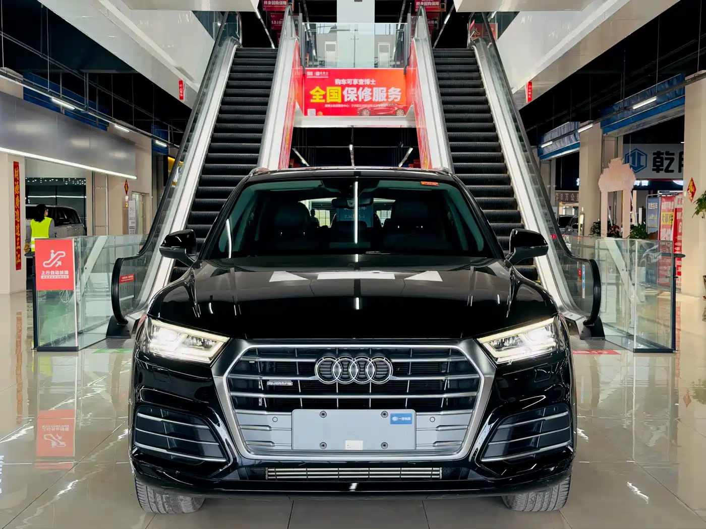 Audi Q5L 2018 40 TFSI Prestige Fashion (China V) фото 2