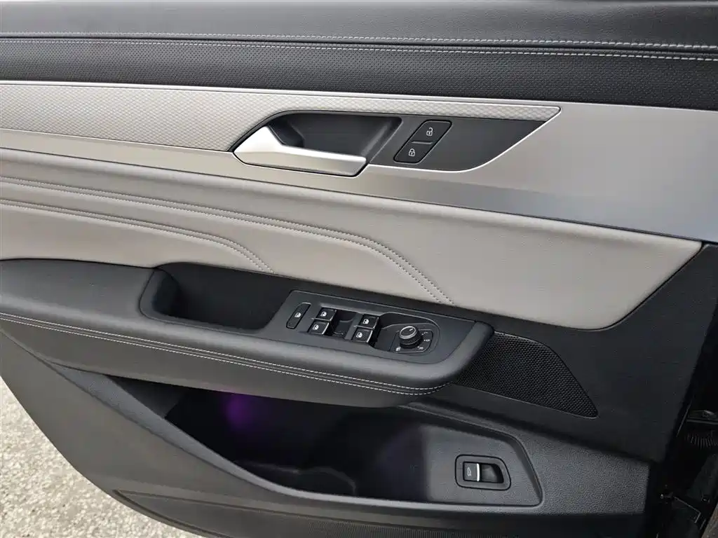 Volkswagen Talagon 2023 380TSI 4WD R-Line Touring Edition фото 8