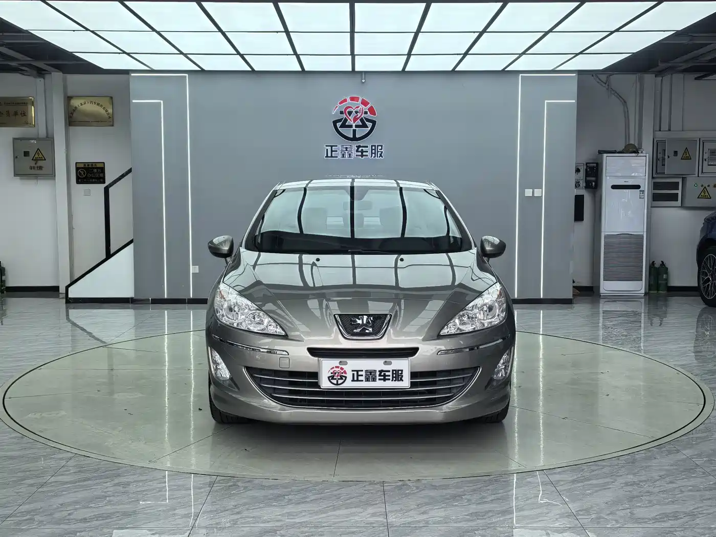 Peugeot 408 2011 2011 2.0L Automatic Comfort Edition