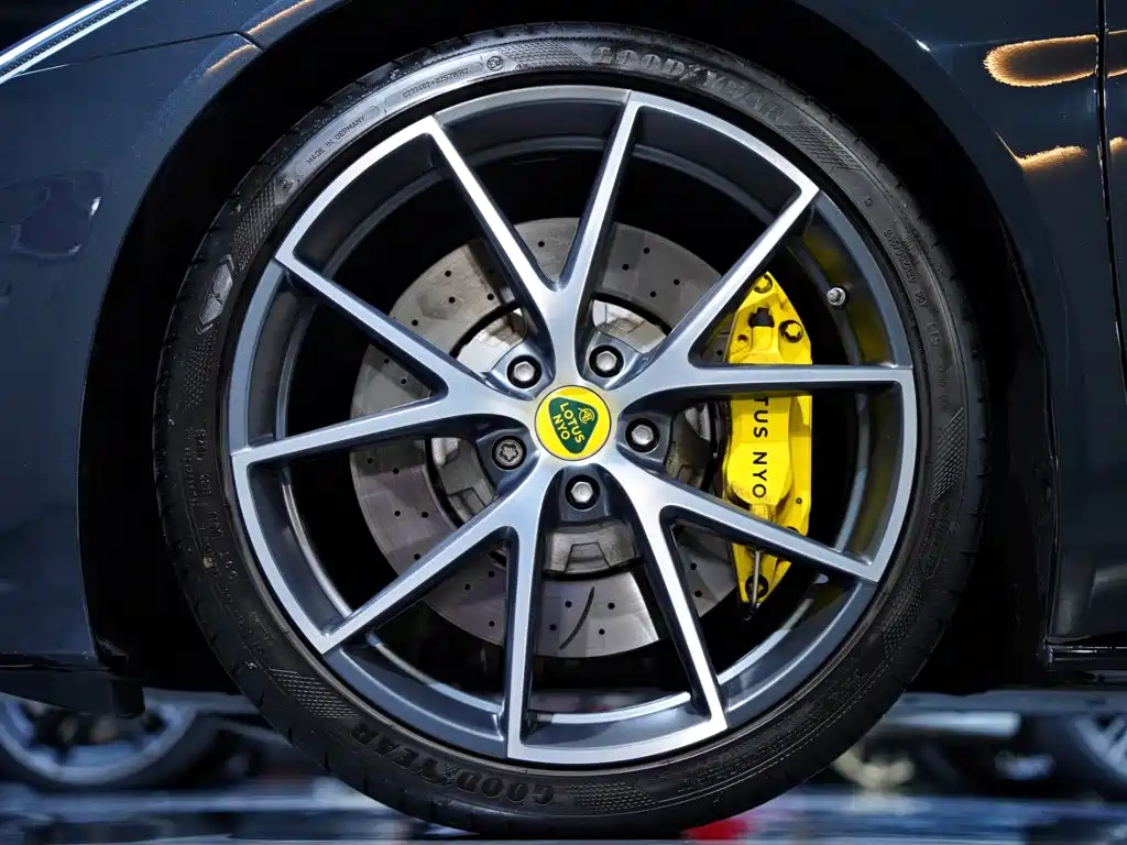 Lotus EMIRA 2023 2021 2.0T DCT First Edition