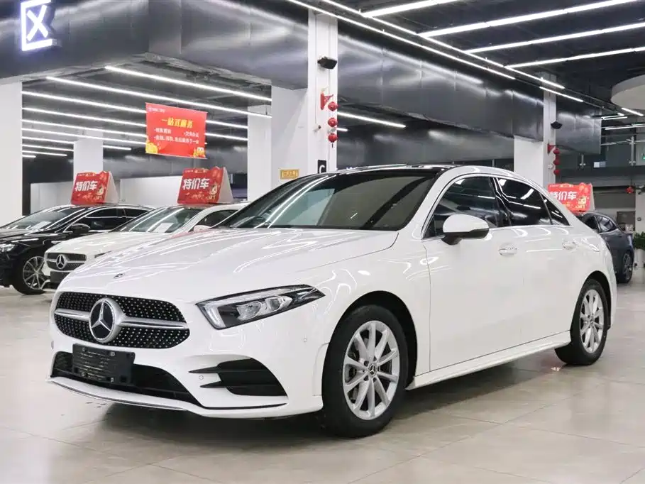 Mercedes-Benz A-Class 2022 A 200 L Sport Sedan Dynamic