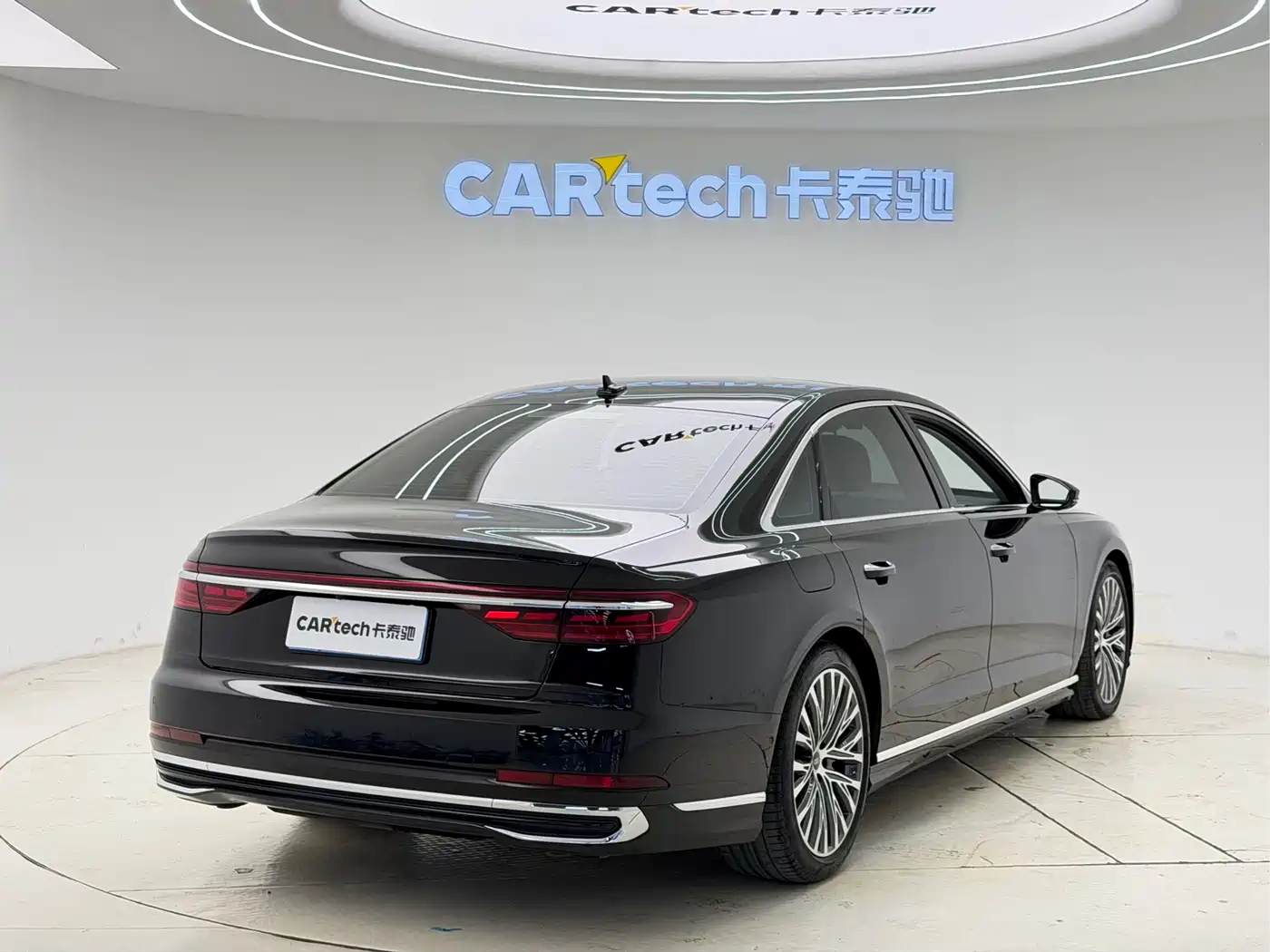 Audi A8 2024 Model A8L 50 TFSI quattro Premium Selection фото 5