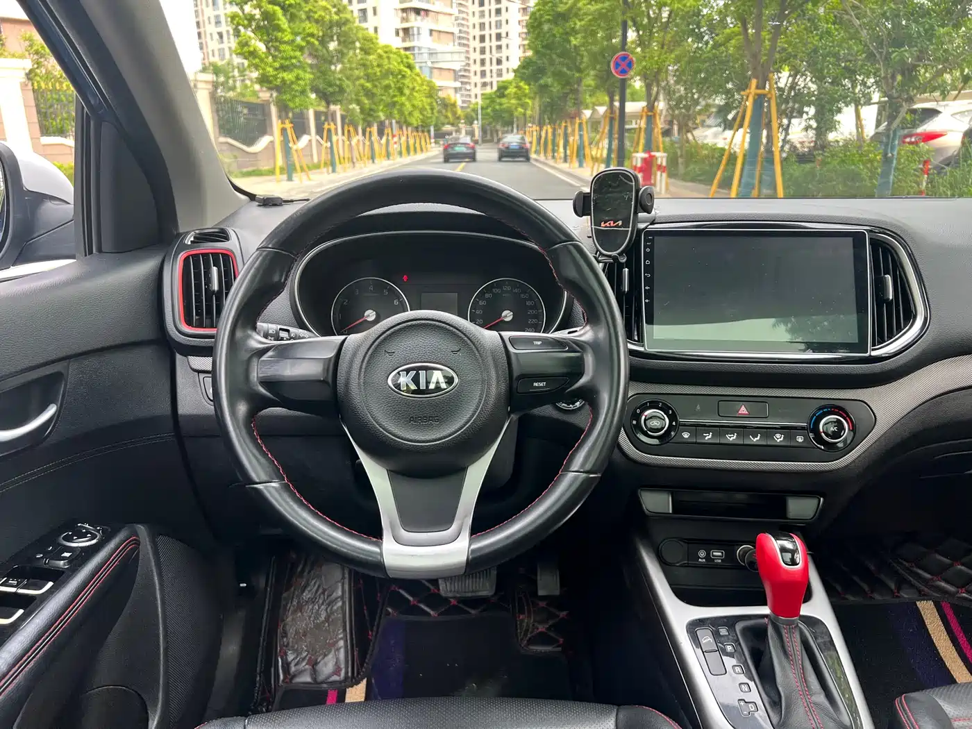 Kia KX3 Smart Run 2017 1.6T Automatic Proud Elegance Edition фото 9