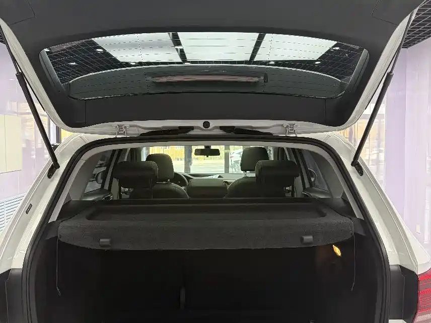 Volkswagen Tharu 2022 280TSI FWD Luxury Edition фото 18