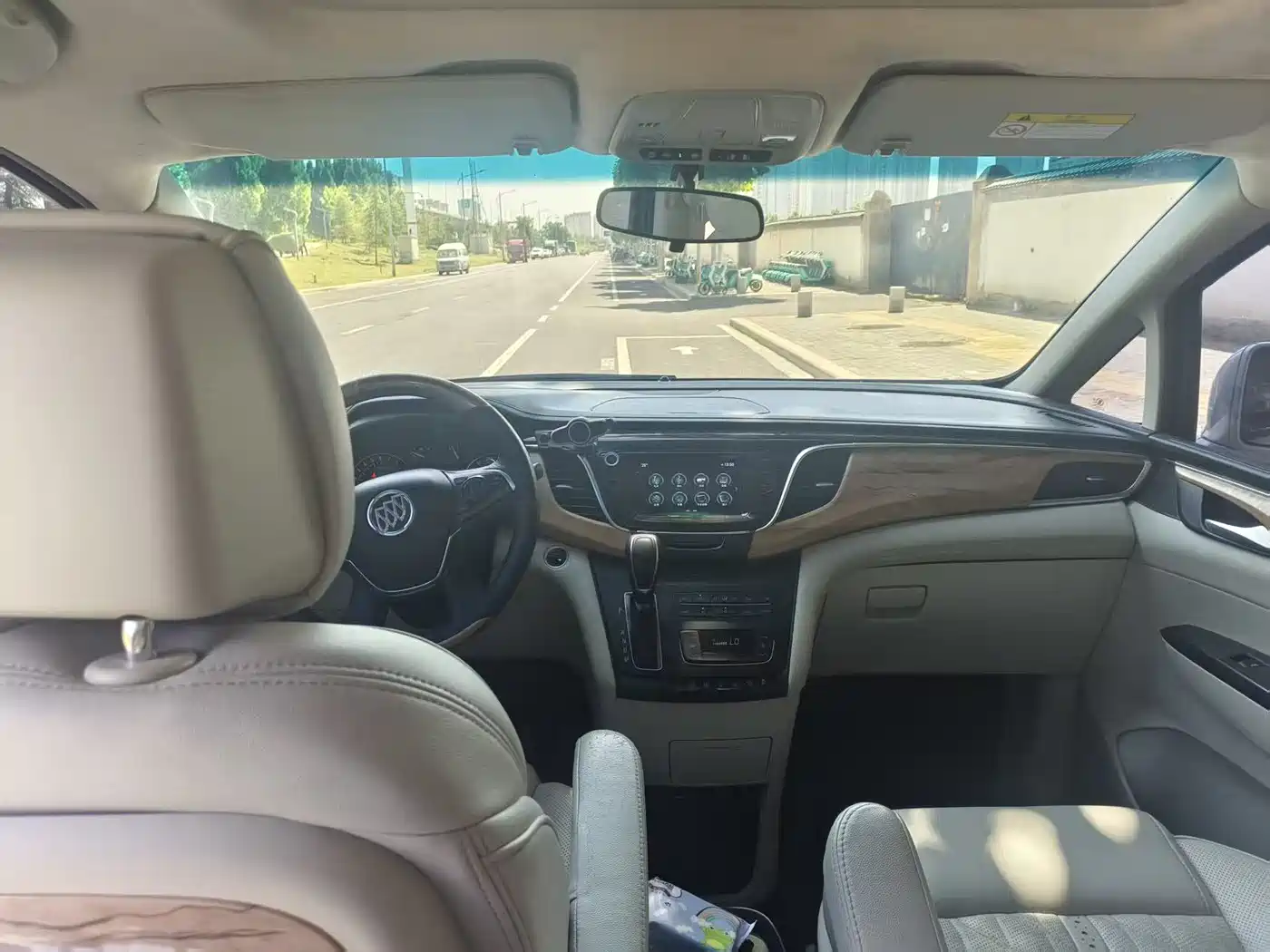 Buick GL8 2018 ES 28T Comfort Type China VI фото 10
