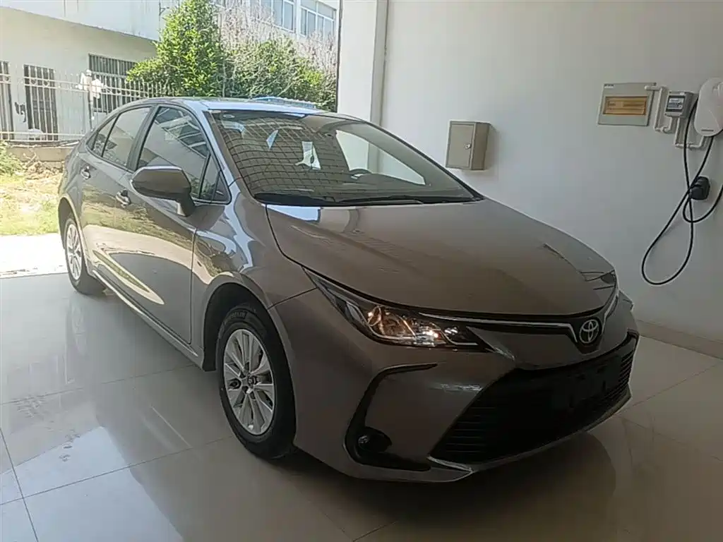 Toyota Corolla 2021 1.2T S-CVT Pioneer Edition фото 4