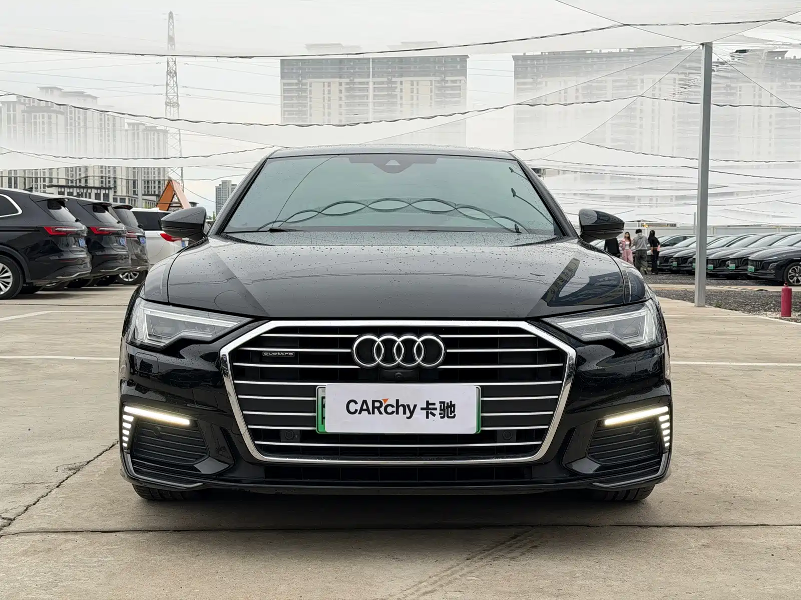 Photo 2 - Audi A6L New Energy