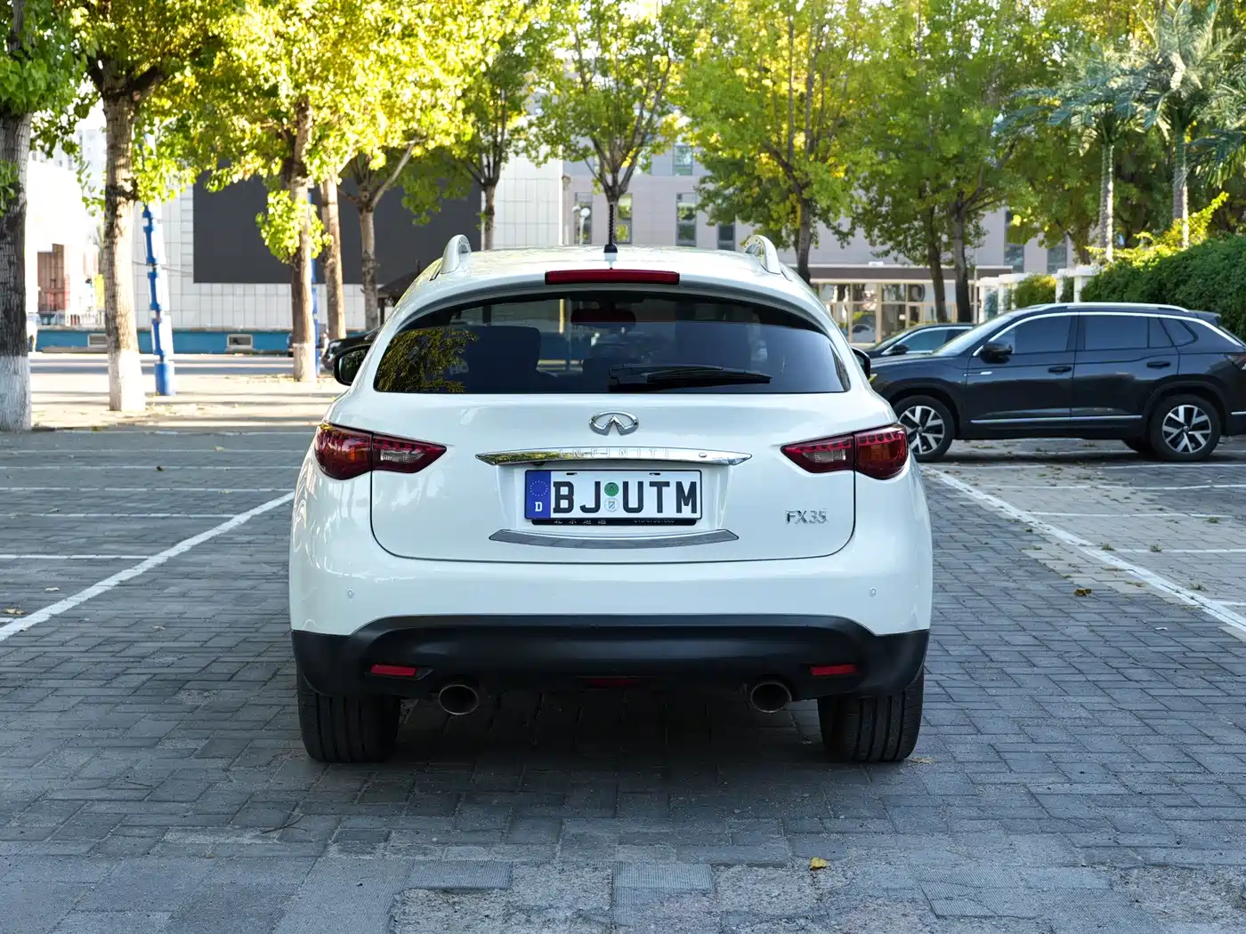 Infiniti FX 2010 2010 FX35 Premium