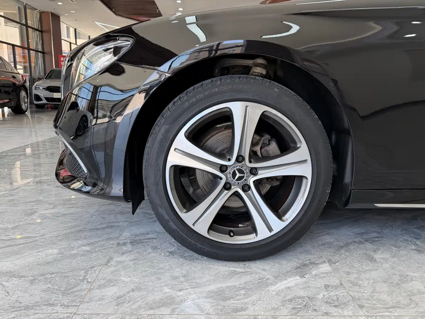 Mercedes-Benz E-Class 2016 E 200 L Sport Type фото 7