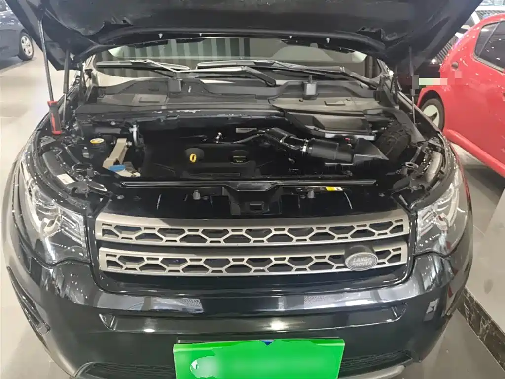 Land Rover Discovery Sport 2017 2.0T SE фото 13