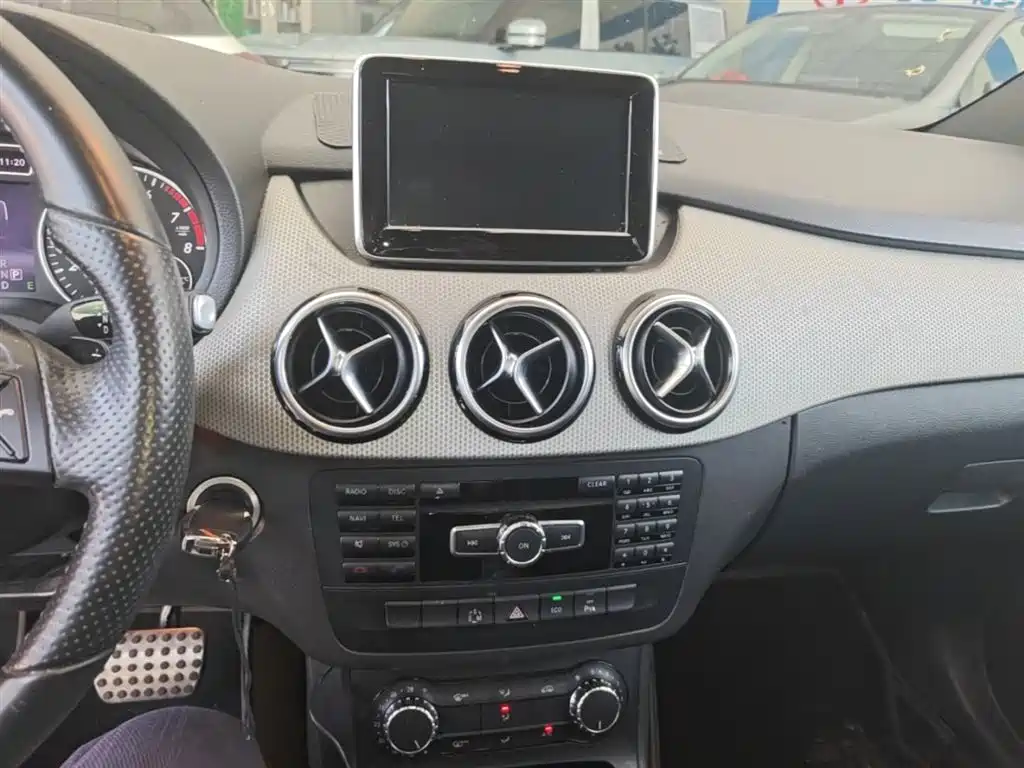 Mercedes-Benz B-Class 2012 B 200 фото 13