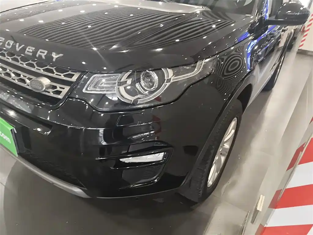 Land Rover Discovery Sport 2017 2.0T SE фото 15