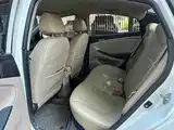 Photo 11 - Hyundai Verna