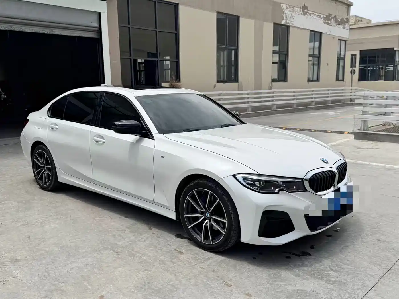 BMW 3 Series 2022 320Li M Sport Package фото 8