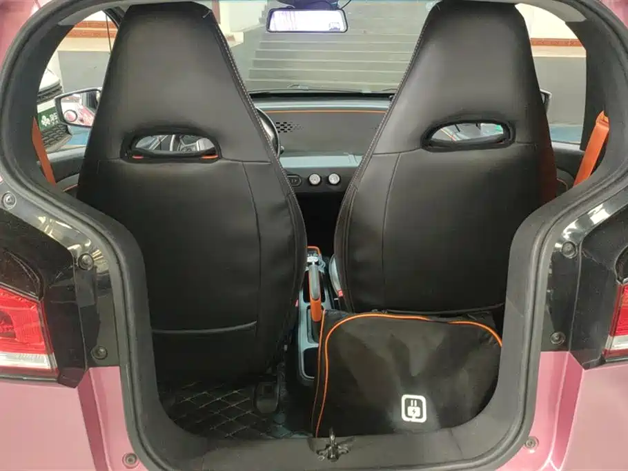 BAOJUN E100