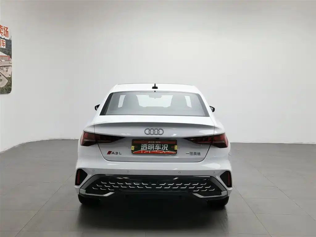 Audi A3 2025 A3L Limousine 35TFSI Flying Premium фото 4