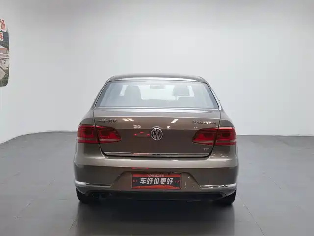 Volkswagen Magotan 2012 Facelift 1.8TSI Luxury — фото 4