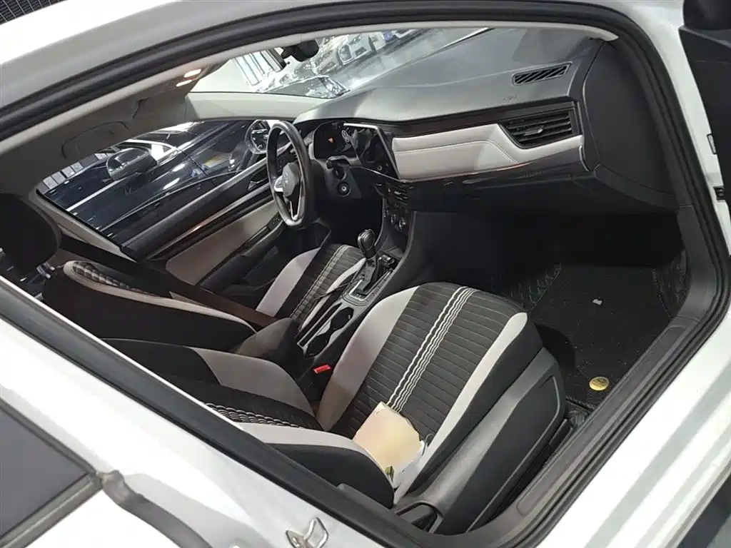Volkswagen Bora 2023 200TSI DSG Comfort Edition фото 25