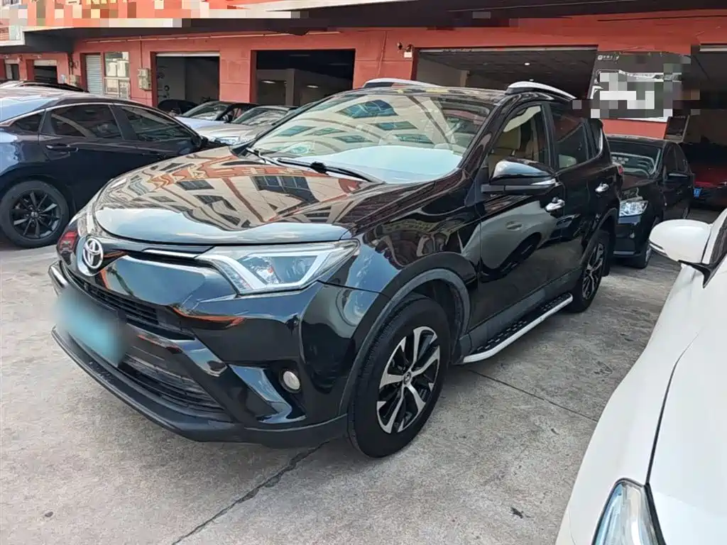Toyota RAV4 Rongfang 2016 2.0L CVT 2WD Trend (China V) фото 2