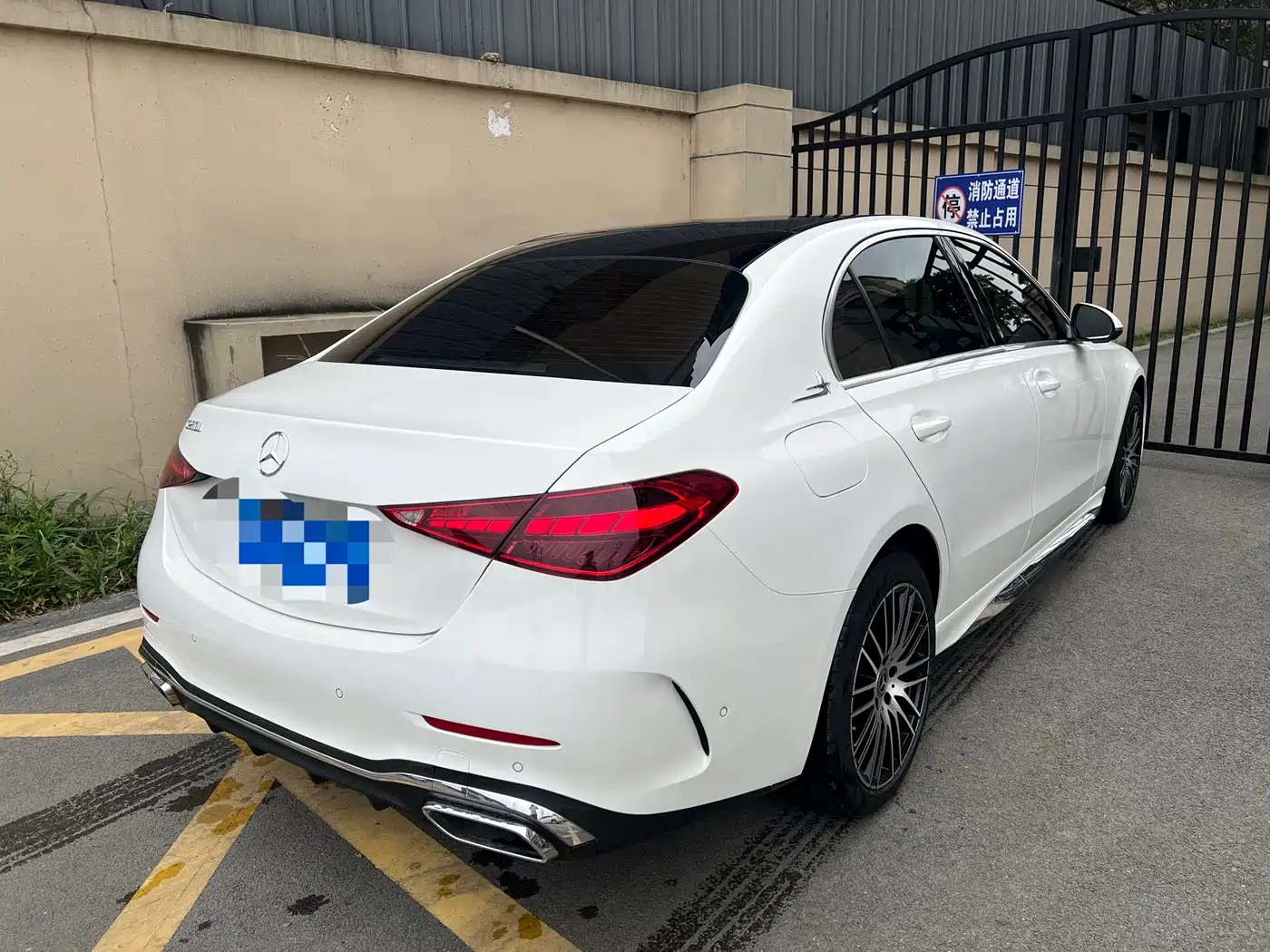 Mercedes-Benz C-Class 2024 Facelift C 260 L Sport фото 4