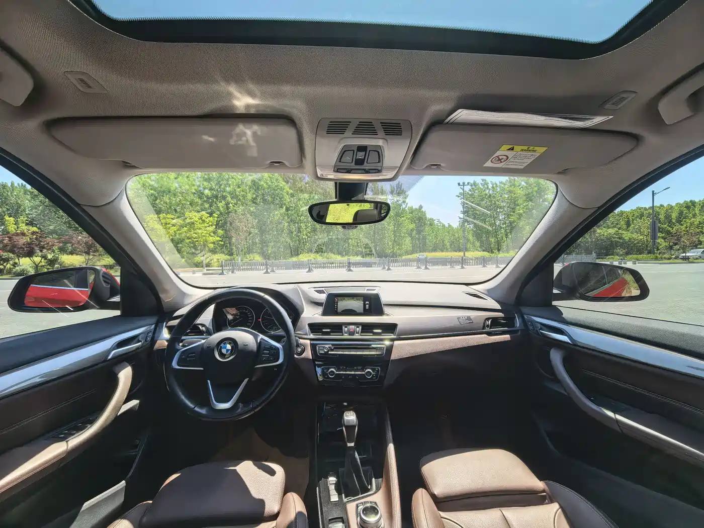 BMW X1 2016 sDrive20Li Luxury Model фото 10