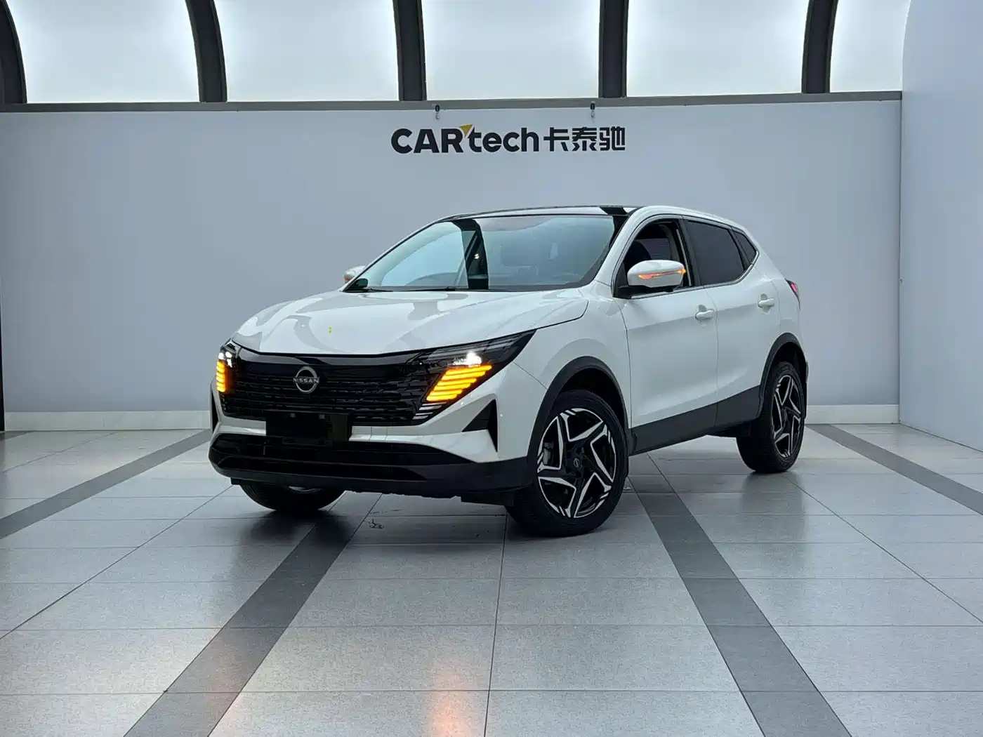 Nissan Qashqai 2025 Honor 2.0L CVT XV+ Leading Edition