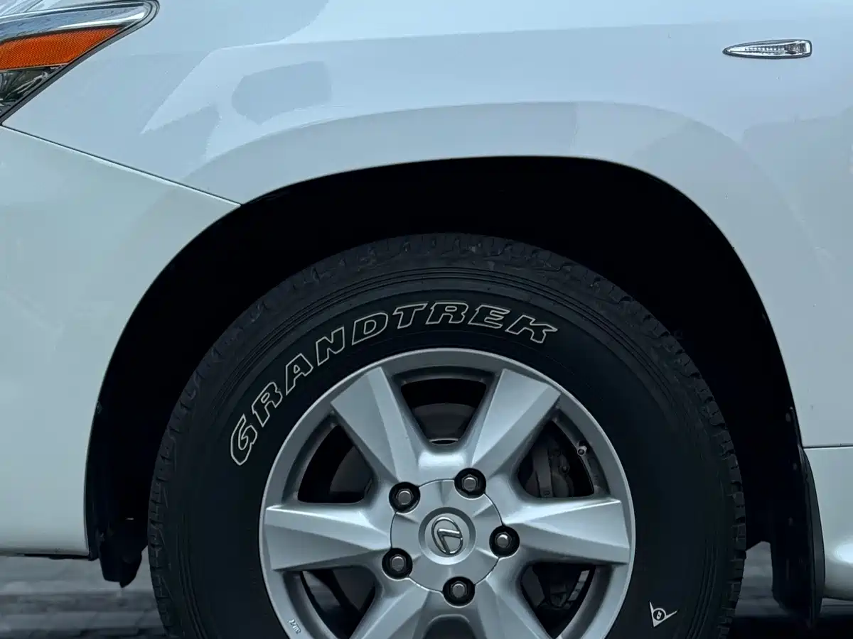 Lexus LX 2011 2009 570