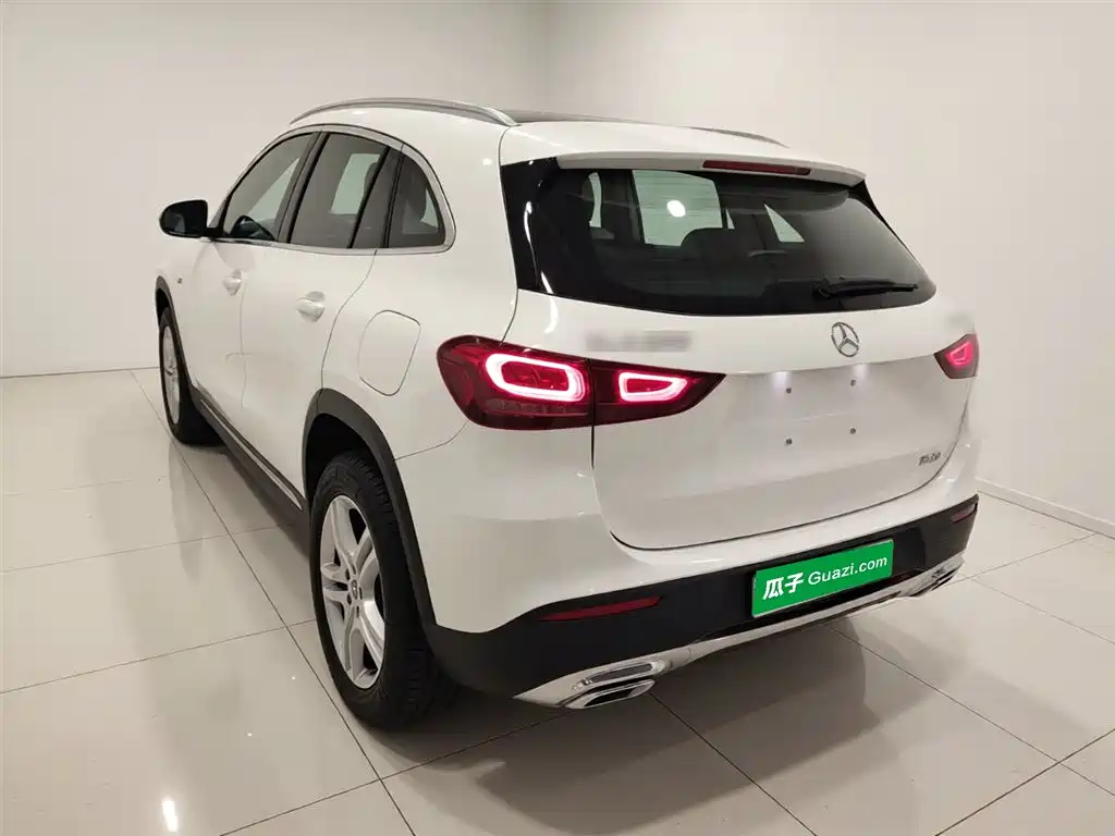 Mercedes-Benz GLA 2023 Facelift GLA 200 фото 23