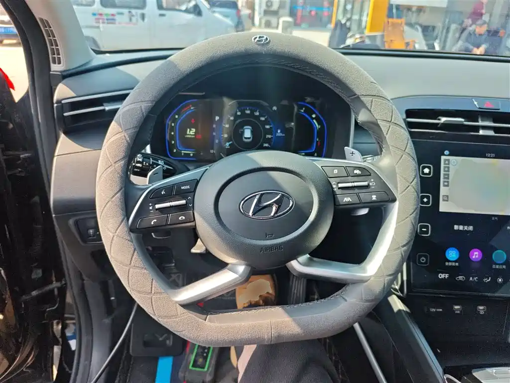 Hyundai Tucson 2023 Tucson L 1.5T Automatic 2WD DLX Luxury Edition фото 7