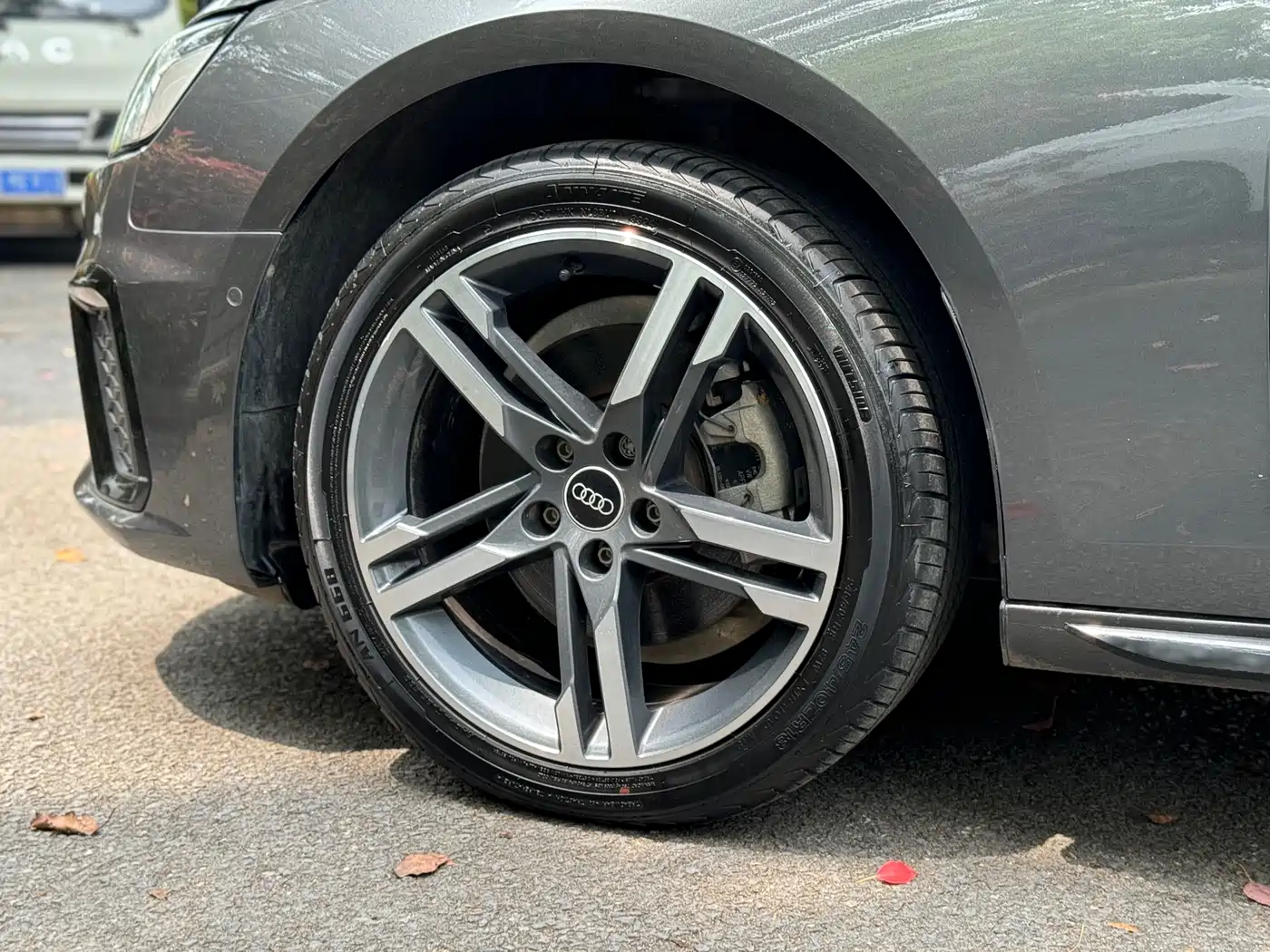 Audi A4L 2022 40 TFSI Luxury Dynamic фото 12
