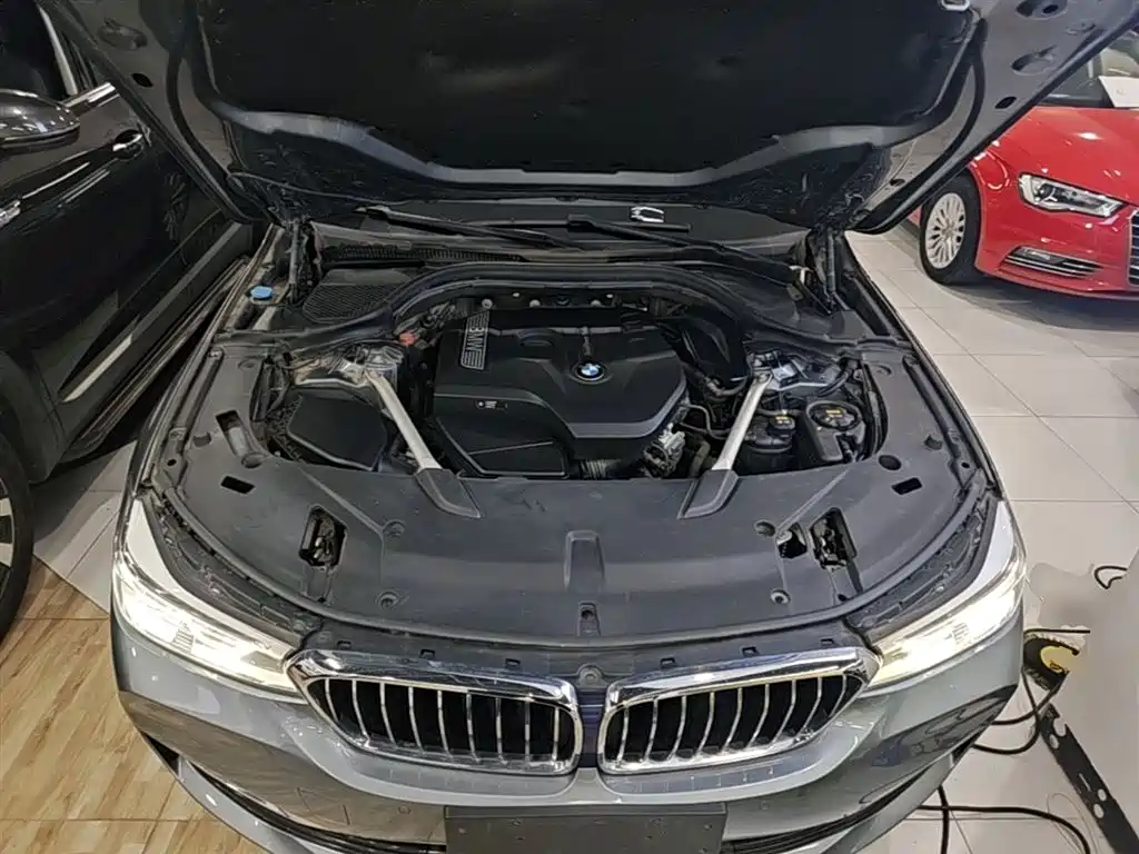 BMW 6 Series GT 2019 630i Luxury Design Package фото 20