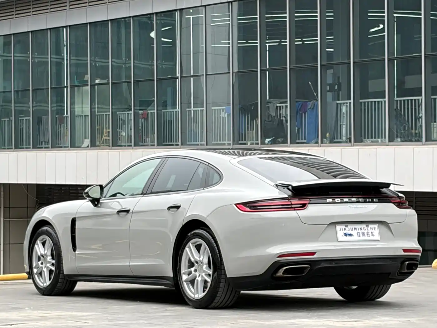 Porsche Panamera 2017 Panamera 3.0T фото 16